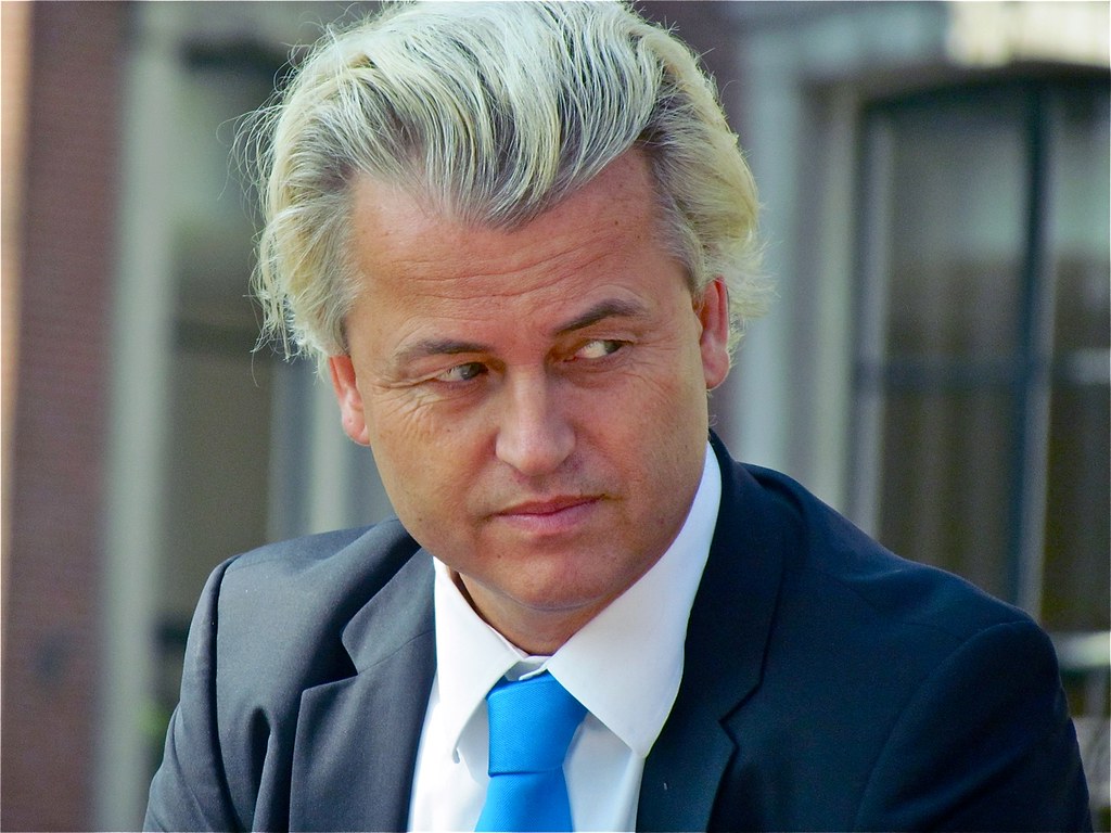 Primeira Baixa No Governo De Wilders