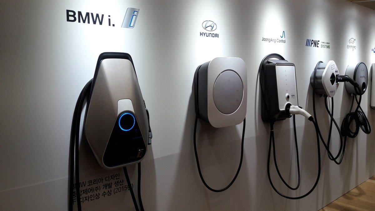 Frota Automóvel Cada Vez Mais Elétrica