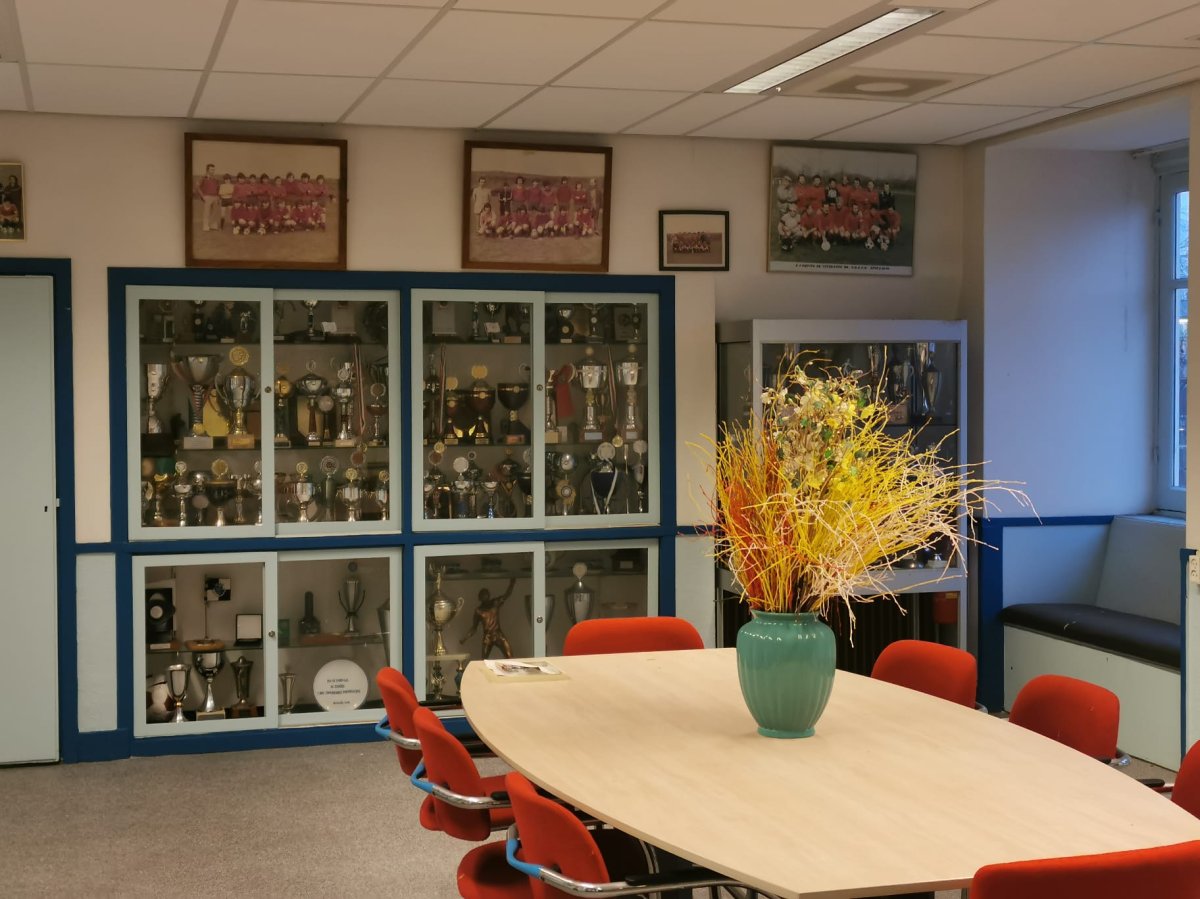 Casa Portuguesa De Den Haag Tenta Uma Última Solução
