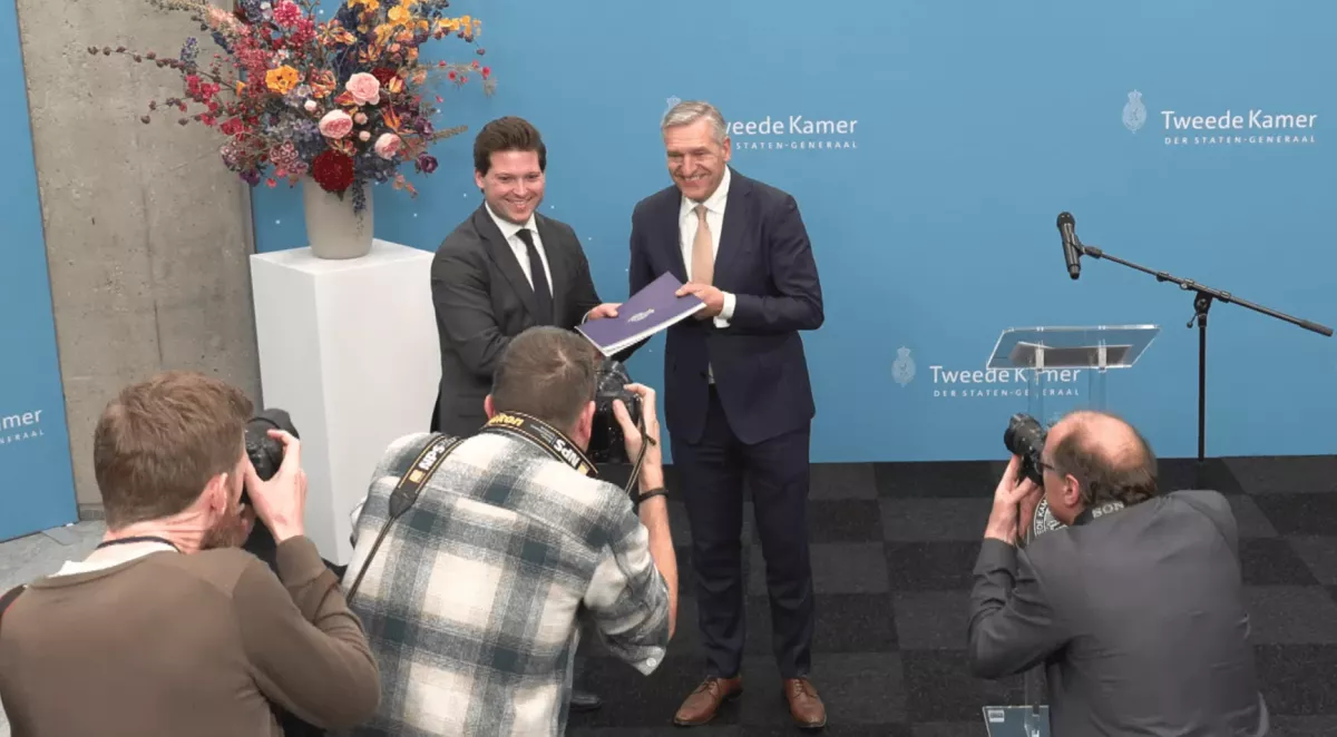 D66 E CDA Apresentam O Seu Documento De Coligação