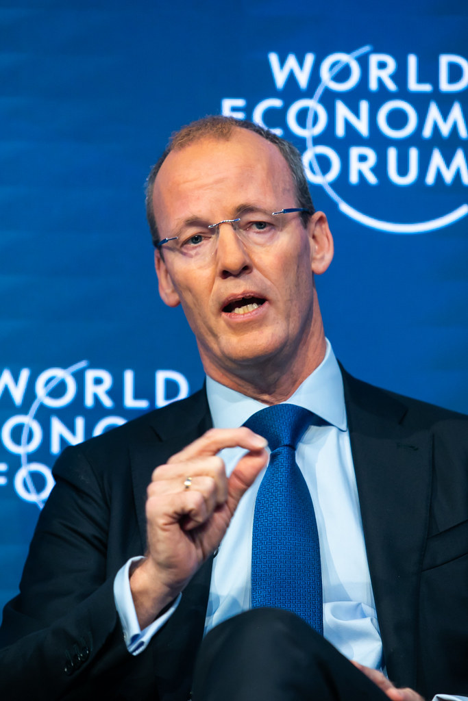 Neerlandês Como Um Dos Preferidos Ao BCE