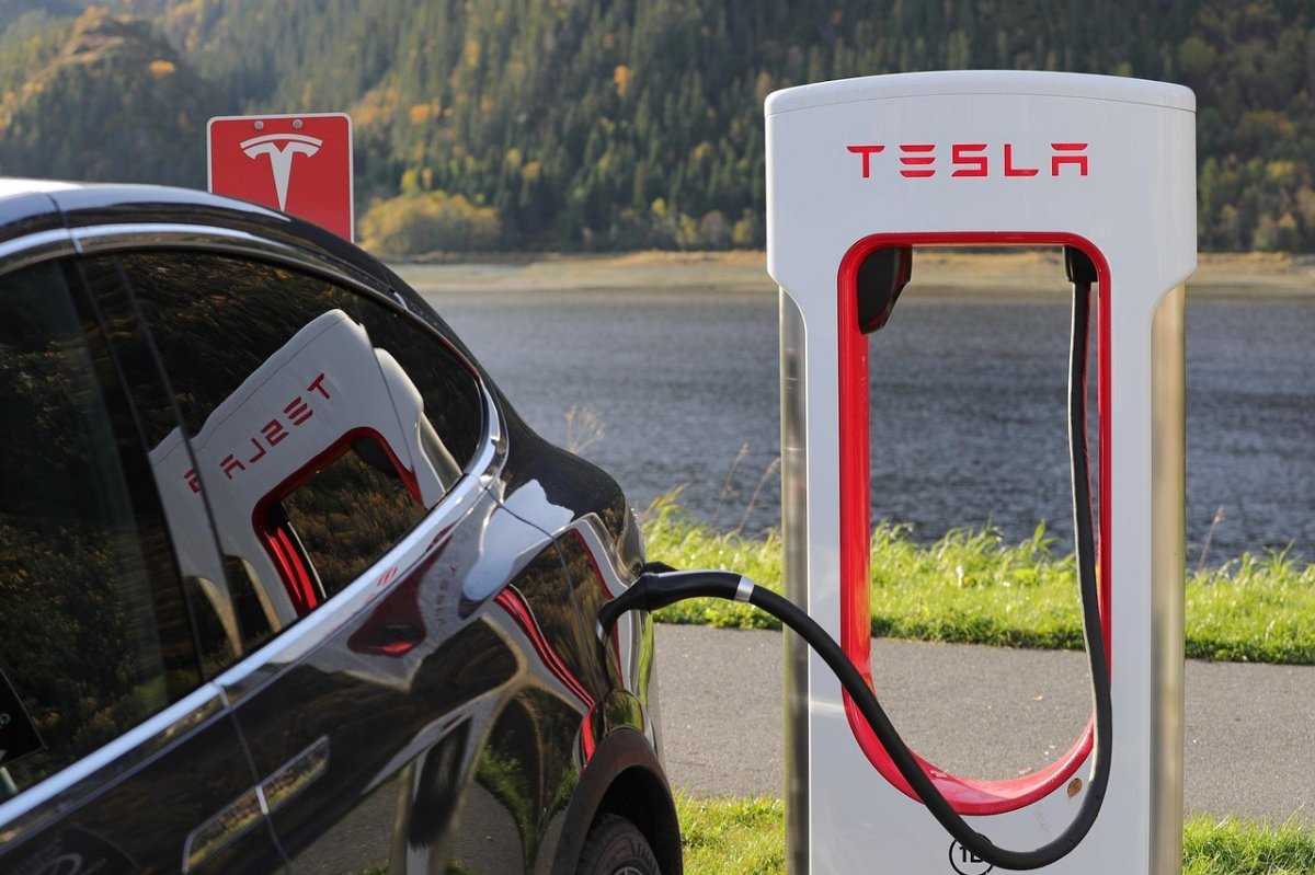 Pesquisa Mostra Inflação De Estatísticas Pela Tesla Para Aprovação Do FSD 